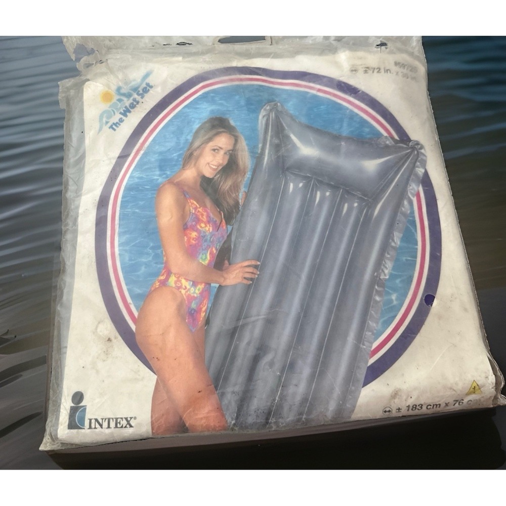 Vintage 90's 1997 INTEX Sun Tanner 72" x 30" Silver Inflatable Float Mat NEW!